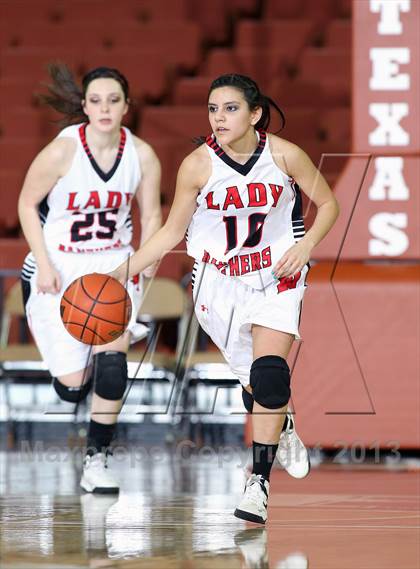 Thumbnail 1 in Whitharral vs. Leakey (UIL 1A Semifinal) photogallery.