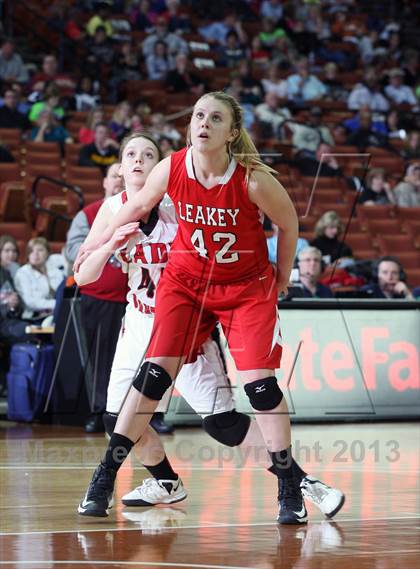 Thumbnail 2 in Whitharral vs. Leakey (UIL 1A Semifinal) photogallery.