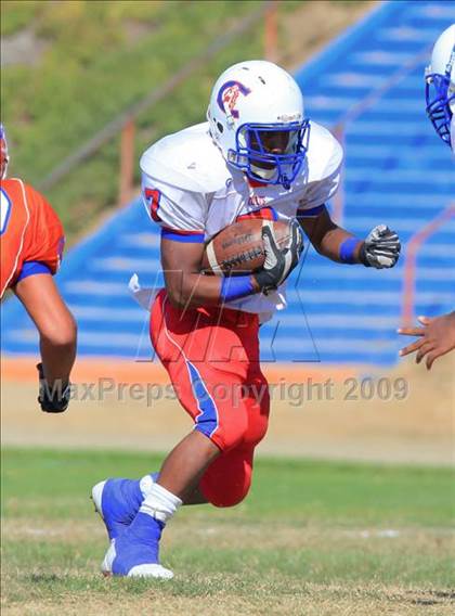 Thumbnail 2 in Crawford @ Clairemont photogallery.