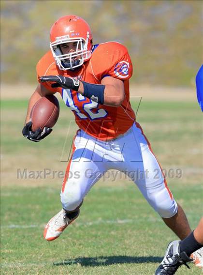 Thumbnail 2 in Crawford @ Clairemont photogallery.