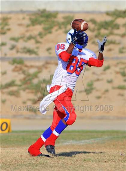 Thumbnail 1 in Crawford @ Clairemont photogallery.