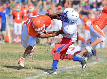Thumbnail 1 in Crawford @ Clairemont photogallery.