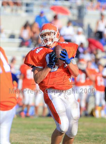 Thumbnail 2 in Crawford @ Clairemont photogallery.