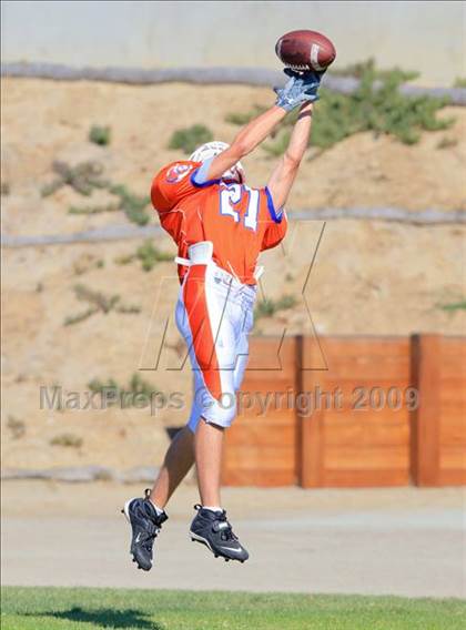 Thumbnail 3 in Crawford @ Clairemont photogallery.