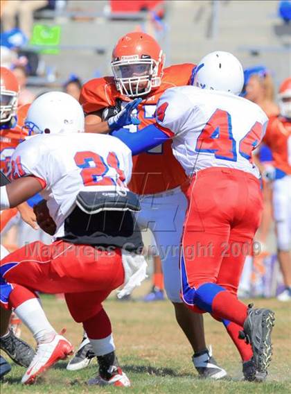 Thumbnail 1 in Crawford @ Clairemont photogallery.