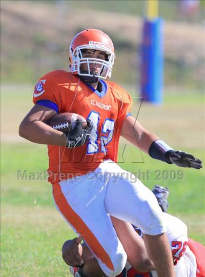 Thumbnail 1 in Crawford @ Clairemont photogallery.