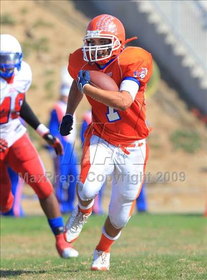 Thumbnail 1 in Crawford @ Clairemont photogallery.