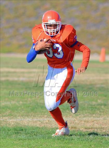 Thumbnail 1 in Crawford @ Clairemont photogallery.