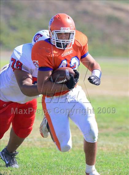 Thumbnail 3 in Crawford @ Clairemont photogallery.