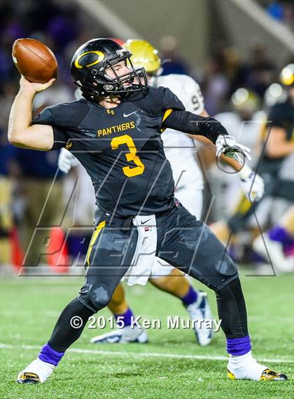Thumbnail 3 in Klein Collins vs. Klein Oak photogallery.