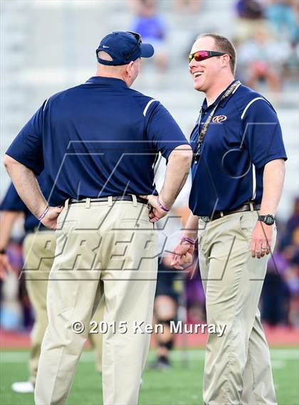 Thumbnail 2 in Klein Collins vs. Klein Oak photogallery.