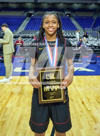 Thumbnail 3 in Summer Creek vs. Cedar Hill (UIL 6A Basketball Division I Final Medal Ceremony) photogallery.