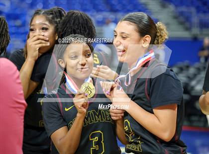 Thumbnail 2 in Summer Creek vs. Cedar Hill (UIL 6A Basketball Division I Final Medal Ceremony) photogallery.