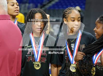 Thumbnail 1 in Summer Creek vs. Cedar Hill (UIL 6A Basketball Division I Final Medal Ceremony) photogallery.