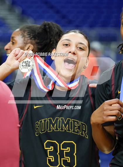 Thumbnail 3 in Summer Creek vs. Cedar Hill (UIL 6A Basketball Division I Final Medal Ceremony) photogallery.