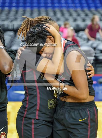 Thumbnail 2 in Summer Creek vs. Cedar Hill (UIL 6A Basketball Division I Final Medal Ceremony) photogallery.