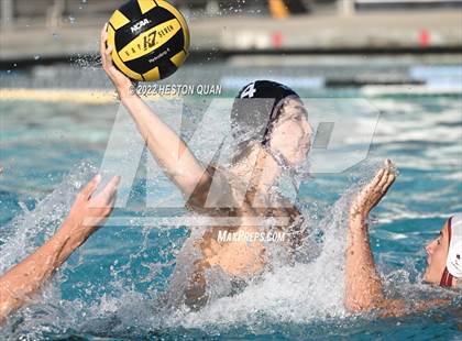 Thumbnail 1 in Esperanza @ Villa Park photogallery.