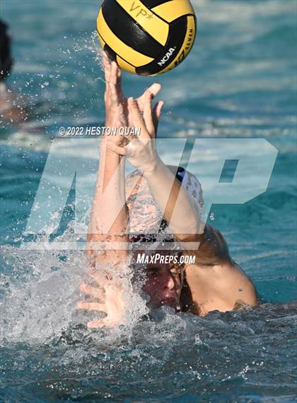 Thumbnail 2 in Esperanza @ Villa Park photogallery.