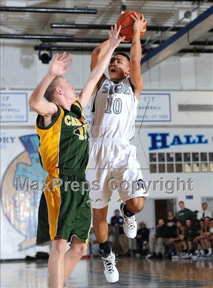 Thumbnail 2 in Canyon @ Saugus photogallery.