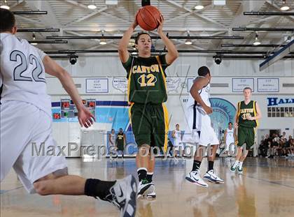 Thumbnail 3 in Canyon @ Saugus photogallery.