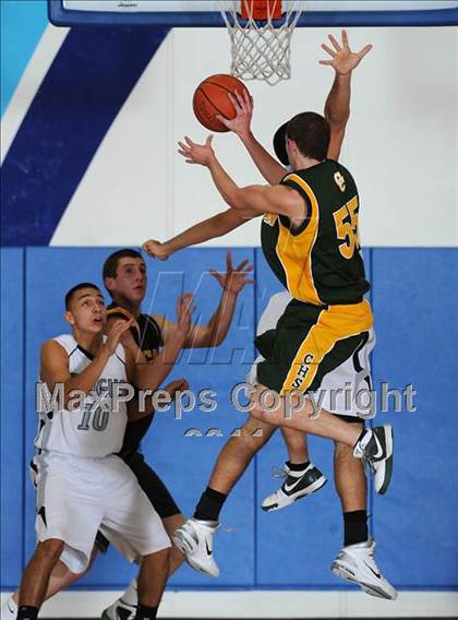 Thumbnail 1 in Canyon @ Saugus photogallery.