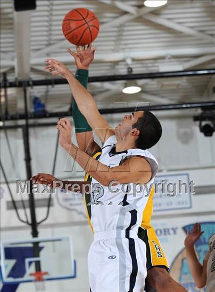 Thumbnail 3 in Canyon @ Saugus photogallery.