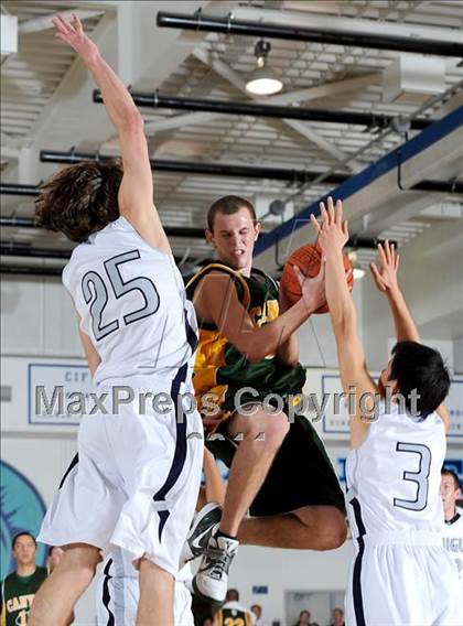 Thumbnail 3 in Canyon @ Saugus photogallery.