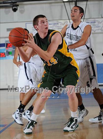 Thumbnail 1 in Canyon @ Saugus photogallery.