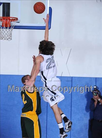 Thumbnail 3 in Canyon @ Saugus photogallery.