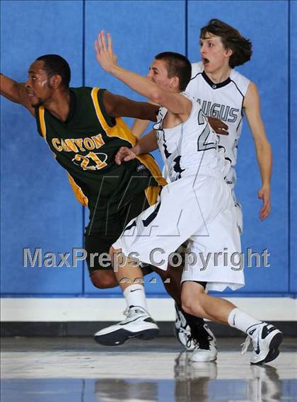 Thumbnail 2 in Canyon @ Saugus photogallery.