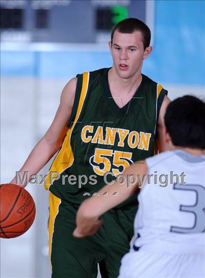 Thumbnail 2 in Canyon @ Saugus photogallery.