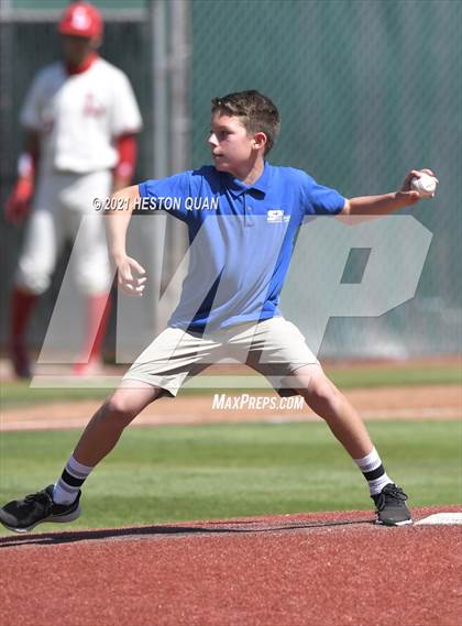 Thumbnail 1 in Mater Dei @ Orange Lutheran photogallery.