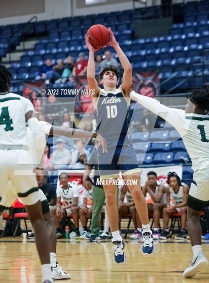 Thumbnail 1 in Ellison vs. Keller (Whataburger Classic) photogallery.