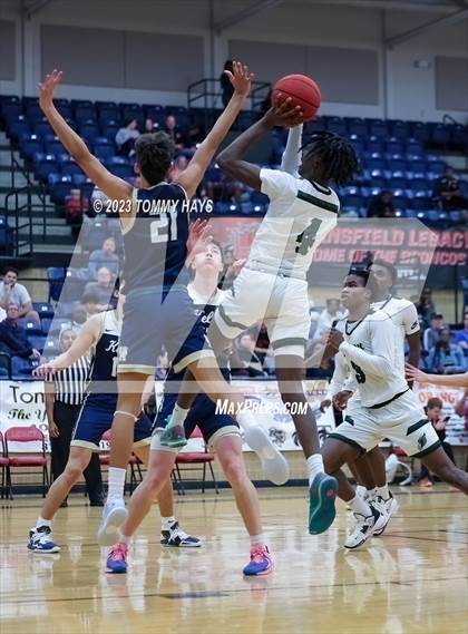 Thumbnail 3 in Ellison vs. Keller (Whataburger Classic) photogallery.