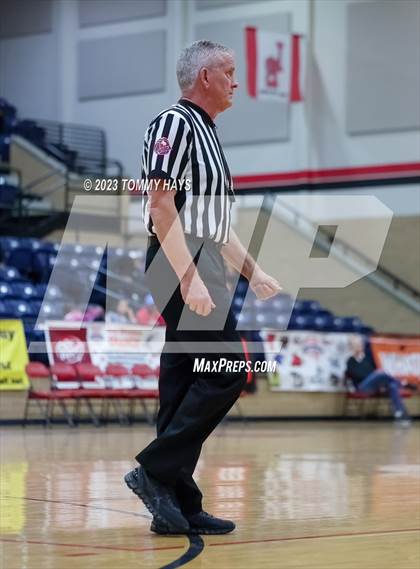 Thumbnail 1 in Ellison vs. Keller (Whataburger Classic) photogallery.