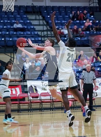 Thumbnail 2 in Ellison vs. Keller (Whataburger Classic) photogallery.