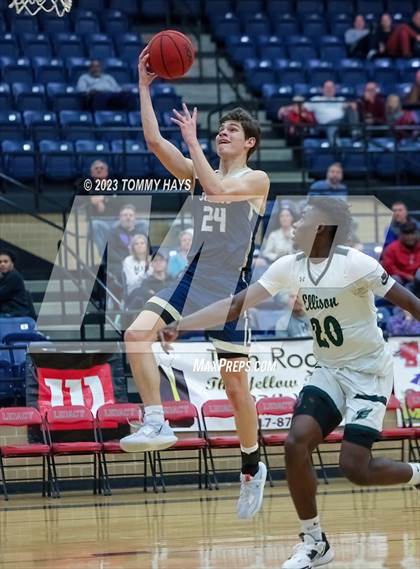 Thumbnail 3 in Ellison vs. Keller (Whataburger Classic) photogallery.