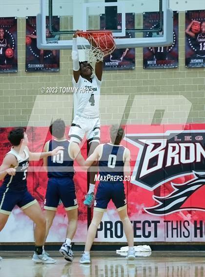 Thumbnail 2 in Ellison vs. Keller (Whataburger Classic) photogallery.