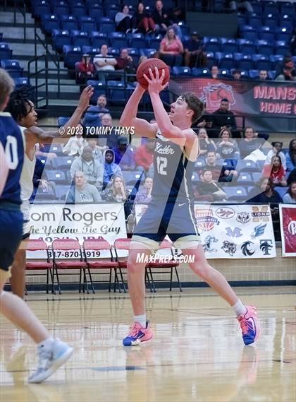 Thumbnail 1 in Ellison vs. Keller (Whataburger Classic) photogallery.