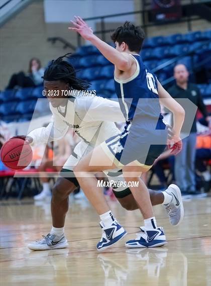 Thumbnail 1 in Ellison vs. Keller (Whataburger Classic) photogallery.