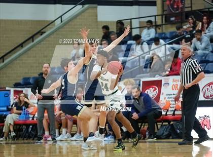 Thumbnail 3 in Ellison vs. Keller (Whataburger Classic) photogallery.