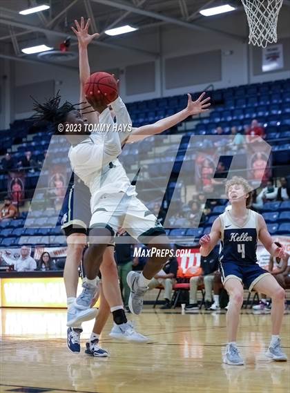 Thumbnail 3 in Ellison vs. Keller (Whataburger Classic) photogallery.