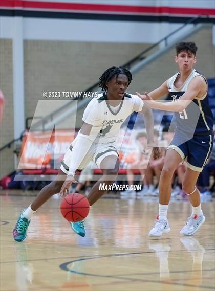 Thumbnail 2 in Ellison vs. Keller (Whataburger Classic) photogallery.