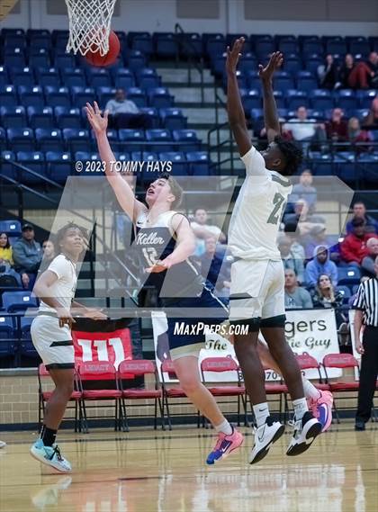 Thumbnail 1 in Ellison vs. Keller (Whataburger Classic) photogallery.