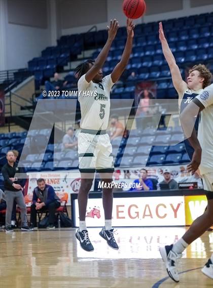Thumbnail 1 in Ellison vs. Keller (Whataburger Classic) photogallery.