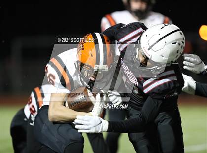 Thumbnail 1 in Versailles vs. Harvest Prep (OHSAA D5 State Semi Final) photogallery.