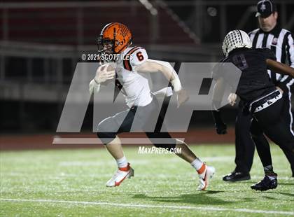 Thumbnail 1 in Versailles vs. Harvest Prep (OHSAA D5 State Semi Final) photogallery.