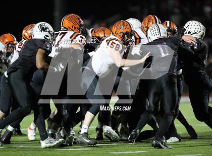 Thumbnail 3 in Versailles vs. Harvest Prep (OHSAA D5 State Semi Final) photogallery.