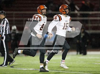 Thumbnail 1 in Versailles vs. Harvest Prep (OHSAA D5 State Semi Final) photogallery.