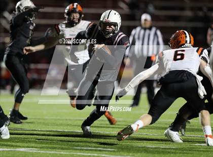 Thumbnail 1 in Versailles vs. Harvest Prep (OHSAA D5 State Semi Final) photogallery.